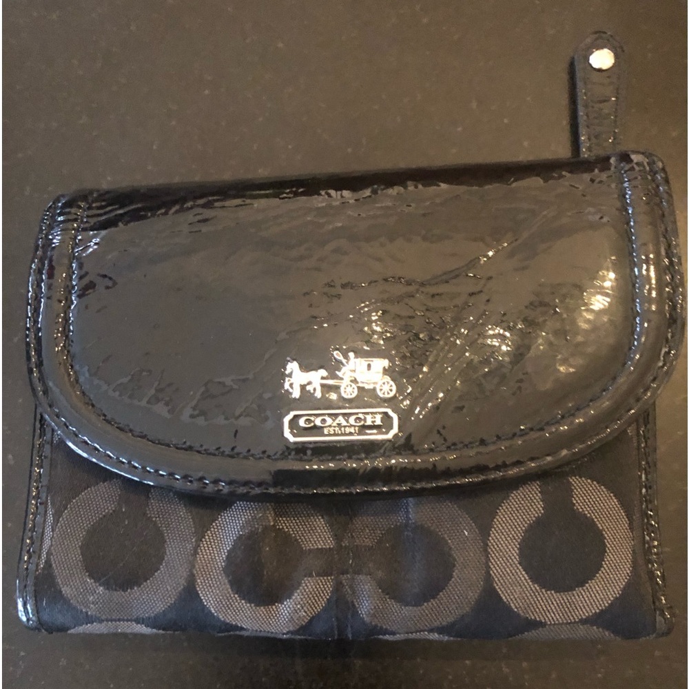 Coach womens wallet